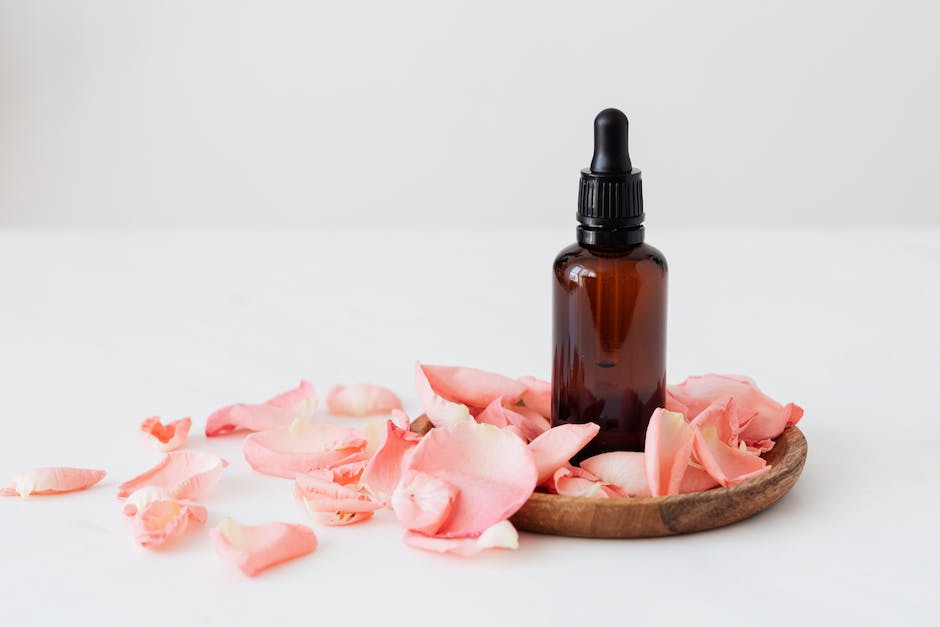 “CBD Oil: A Comprehensive Guide On Uses, Benefits, And Legality”