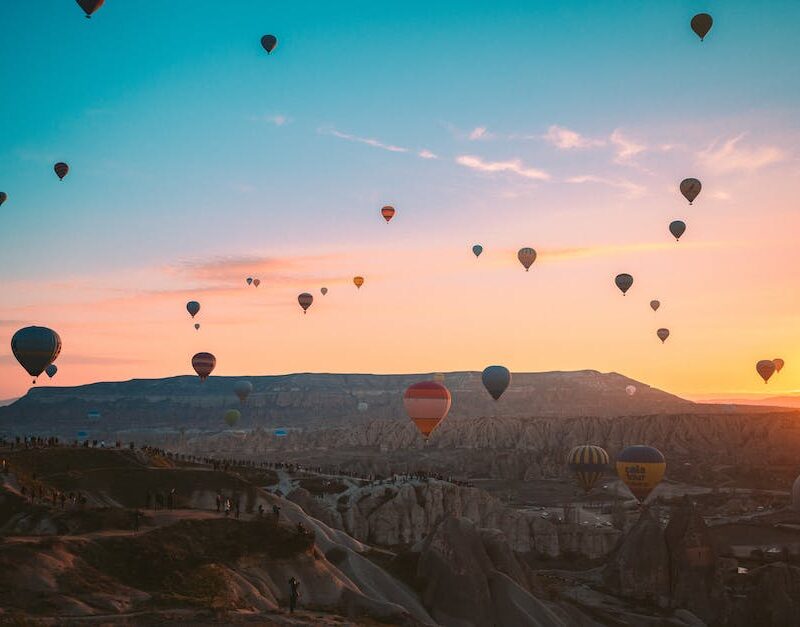 sunset-serenades-the-ultimate-playlist-for-your-california-cannabis-adventure_featured_photo