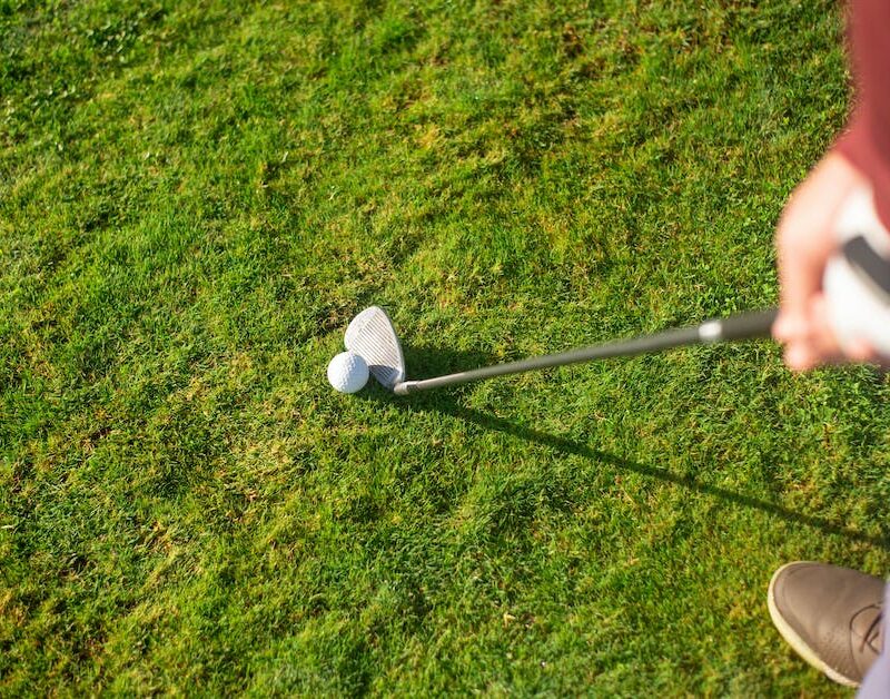 tee-time-tranquility-boosting-your-golf-game-with-cannabis_featured_photo