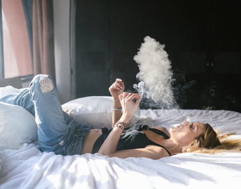 cannabidiol-cbd-vs-cannabigerol-cbg-whats-the-difference_featured_photo