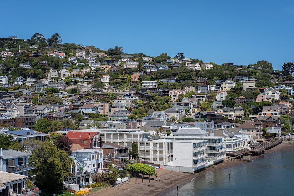 Pacific Puffs: The Influence Of California’s Coastal Climate On Cannabis Terpenes
