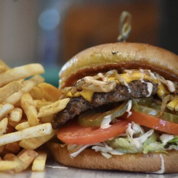 420 Weekend at Vibe By California 5 bussin-buns-fries-at-vibe-dispensary-sacramento-weed-deals-near-me